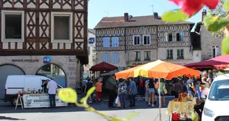 Marché de Saint-Léonard de Noblat 