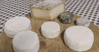 fromages de chèvre de la Ferme de Vassivière