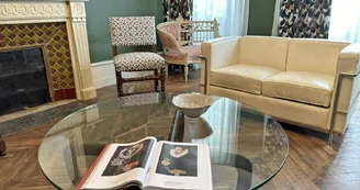 Le Manoir des Perrières à Rochechouart en Haute-Vienne (Nouvelle Aquitaine) - le salon_13
