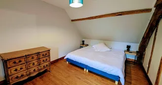 La Maison des Bois gîte du Domaine de Montintin à Chateau Chervix - chambre 4_18
