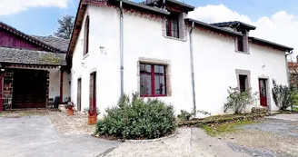L'écurie du Château de la Chabroulie à Isle en Haute-Vienne (Nouvelle Aquitaine)_29