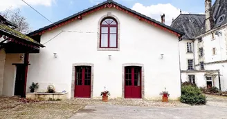L'écurie du Château de la Chabroulie à Isle en Haute-Vienne (Nouvelle Aquitaine)_1