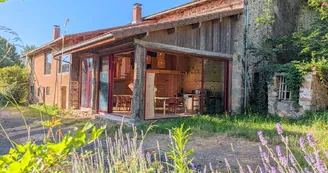 Gîte 'Bois et Lumière' à Saint Cyr en Haute-Vienne (Nouvelle Aquitaine)_43