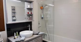 Salle de bain de la famille pour Dormette_10