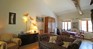 Les chambres d'hôtes de Kernad à Bersac sur Rivalier en Haute-Vienne (Nouvelle Aquitaine)salon côté bibliothèque_45 Les chambres d'hôtes de Kernad à Bersac sur Rivalier en Haute-Vienne (Nouvelle Aquitaine)salon côté bibliothèque_45