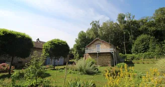 Le jardin d'agrément devant les chambres d'hôtes_27 Le jardin d'agrément devant les chambres d'hôtes_27