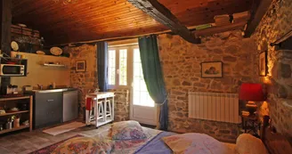 Chambre d'hôtes " Le Coudert " à Cheronnac en Haute-Vienne (Nouvelle Aquitaine)_10 Chambre d'hôtes " Le Coudert " à Cheronnac en Haute-Vienne (Nouvelle Aquitaine)_10