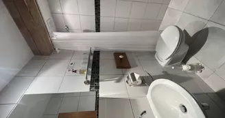 Toilettes et douche