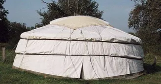 Yourtes à la ferme de Gauchoux_1