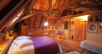 Les Hauts de Fressanges à Vicq sur breuilh - la chambre Grenier_13 Les Hauts de Fressanges à Vicq sur breuilh - la chambre Grenier_13