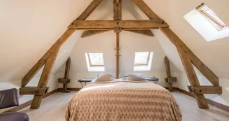 vakantiehuis-haute-vienne-la-bastide-slaapkamer-het-lijkt-wel-een-suite-zo ruim-221