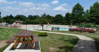 Gite "Les Ribières" à Les Cars en Haute-Vienne (Nouvelle Aquitaine) - Piscine_16
