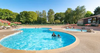 Gite "Les Ribières" à Les Cars en Haute-Vienne (Nouvelle Aquitaine) - piscine_2