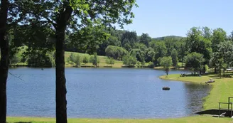 Gite "Les Ribières" à Les Cars en Haute-Vienne (Nouvelle Aquitaine) - Étang de pêche du Ronlard _12 Gite "Les Ribières" à Les Cars en Haute-Vienne (Nouvelle Aquitaine) - Étang de pêche du Ronlard _12