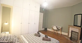 La Maison Haussmannienne à Limoges en Haute-Vienne (Nouvelle Aquitaine)- chambre 1 - 1er étage_12