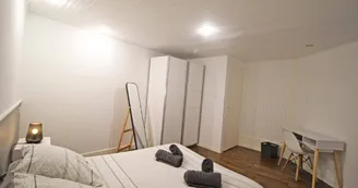 La Maison Haussmannienne à Limoges en Haute-Vienne (Nouvelle Aquitaine)- chambre 3 - 2ème étage_21