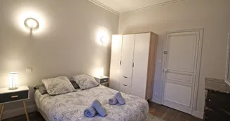 La Maison Haussmannienne à Limoges en Haute-Vienne (Nouvelle Aquitaine)- chambre 2 - 1er étage_15