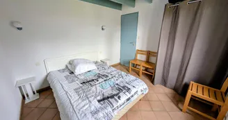 Gite "Royer - Etang de La Roche" à Meuzac en Haute-Vienne (Limousin) - chambre rez de chaussée_7