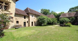Le vieux château à Vicq sur Breuilh en Haute-Vienne (Nouvelle Aquitaine)_40