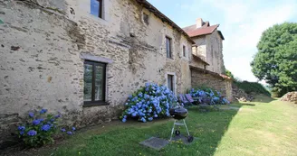 Le vieux château à Vicq sur Breuilh en Haute-Vienne (Nouvelle Aquitaine)_28