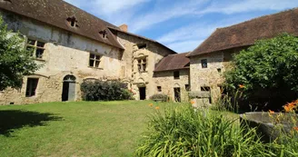 Le vieux château à Vicq sur Breuilh en Haute-Vienne (Nouvelle Aquitaine)_39