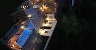 spa de nage de 5m sur 2m40 chauffé toute l'année
