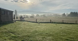 Depuis le jardin , profitez de la beauté de la nature tout autour de vous.