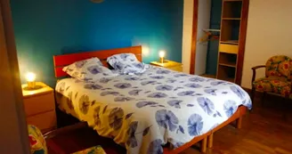 chambre-avec-vue-sur-la-piscine-gîte-de-freyssinet chambre-avec-vue-sur-la-piscine-gîte-de-freyssinet