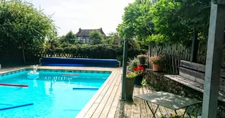 piscine-gîte-de-freyssinet-1 piscine-gîte-de-freyssinet-1