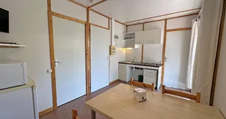 Gîte Betoulles et Bataudas (PMR) dans le Hameau de gîtes du Vieux Poirier à Verneuil sur Vienne en Haute-Vienne (Nouvelle Aquitaine)_5