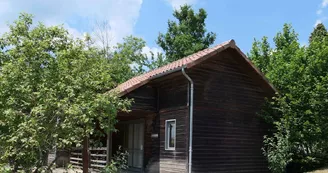 Gîte Betoulles et Bataudas (PMR) dans le Hameau de gîtes du Vieux Poirier à Verneuil sur Vienne en Haute-Vienne (Nouvelle Aquitaine)_1