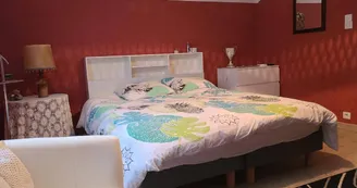 CHAMBRE ROUGE