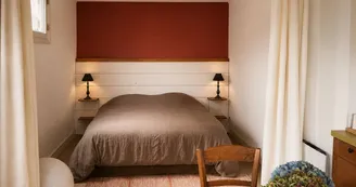 chambre1-chambre-hotes-bessines-sur-gartempe-la-pierre-belle