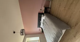 chambre rose 1clos des hirondelles limousin