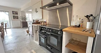 Les Granges du Tais à Ambazac Cuisiniére inductions 6 plaques 2 fours plus 1 grill_21
