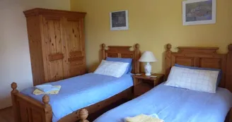 Chambre twin jaune