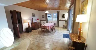 Coin repas du salon
