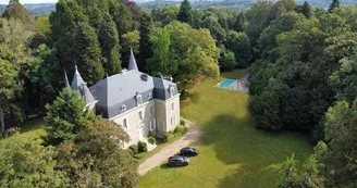 Château De La Grillere piscine et parc privé 