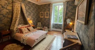 Château De La Grillere piscine et parc privé 
