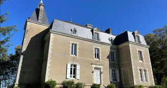 Château De La Grillere piscine et parc privé 