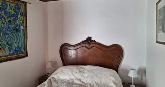 Grand lit bedroom