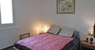 Gite du Clos du Got à Saint Yrieix La Perche en Haute-Vienne - la chambre du rez de chaussée_13
