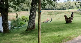 Gite de la Petite Lisonne - commune de Marval en Haute-vienne - Limousin - vue sur l'étang _31 Gite de la Petite Lisonne - commune de Marval en Haute-vienne - Limousin - vue sur l'étang _31