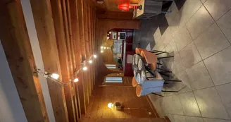 Le Chalet de Noblat - espace salle à manger et cuisine