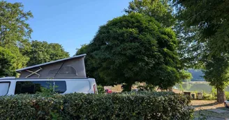 Camping-car, van - Camping de la Météorite - Rochechouart