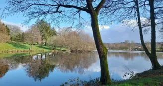 Etang de pêche en famille avec accès PMR Verger Rucher