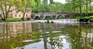 Vieux pont sur la Gartempe