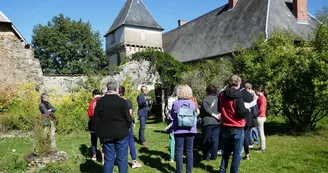 Château Montautre, visite guidée avec Serge Lacaze Château Montautre, visite guidée avec Serge Lacaze