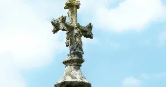 Détail calvaire Saint-Michel_2
