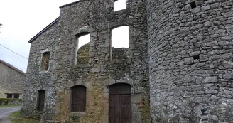 Château de Montauran Nantiat © OT Monts du Limousin Bureau d'Information Touristique Bessines_2